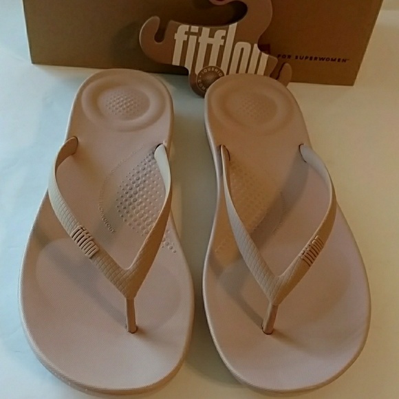 fitflop ergonomic flip flops
